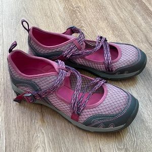 Chaco Shoes Chaco Womens Outcross Evo Closed Toes Sandals